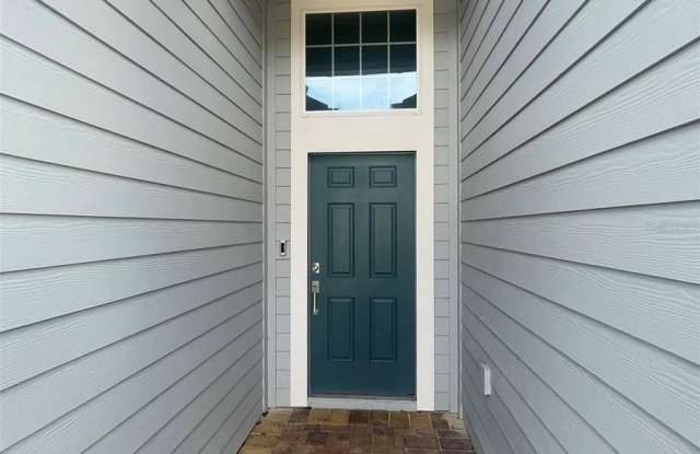 1695 NW 44 COURT ROAD