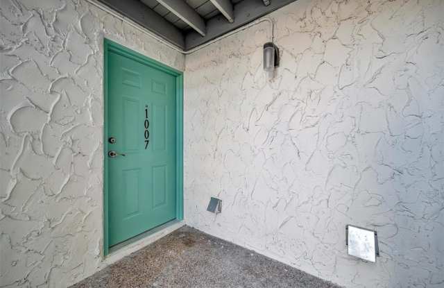 11412 8TH ST N AVENUE N