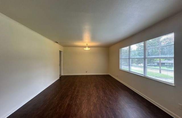 2725 Tanglewood Drive