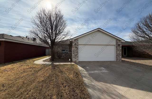 Photo of 3 Bed 2 Bath 2 Car Garage