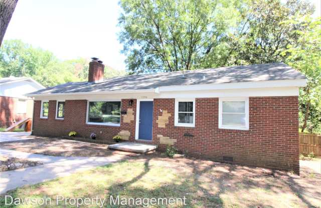 1230 Roanoke Ave - 1230 Roanoke Avenue, Charlotte, NC 28205