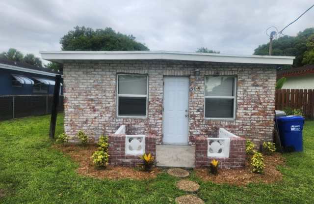 505 NW 16th Avenue