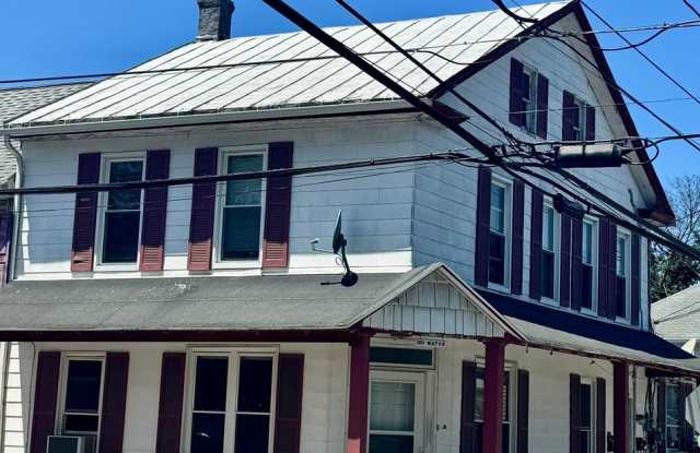 201 W Water St