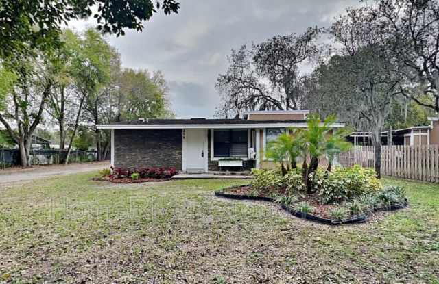 424 E Welch Rd - 424 East Welch Road, Apopka, FL 32712