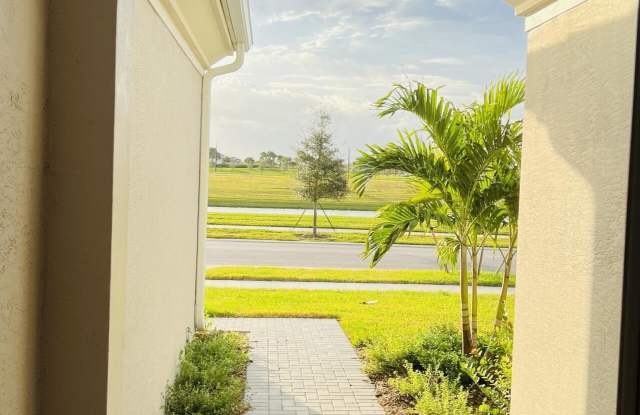 14476 Spruce Pine Drive