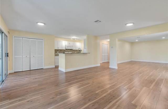 3226 Atlantic Boulevard