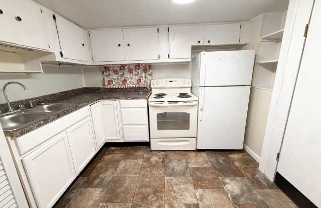 213 W CHAPLINE Street unit: B