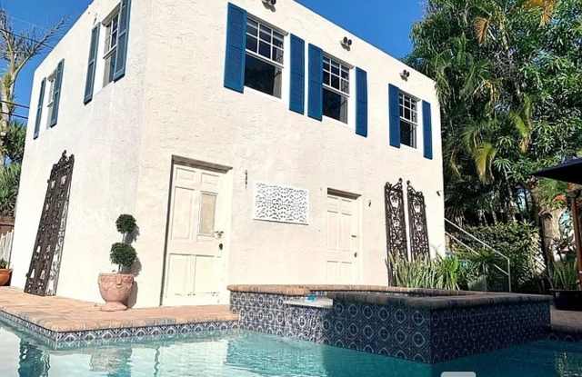 1 Bedroom 1 Bathroom ADU in Old Northwood
