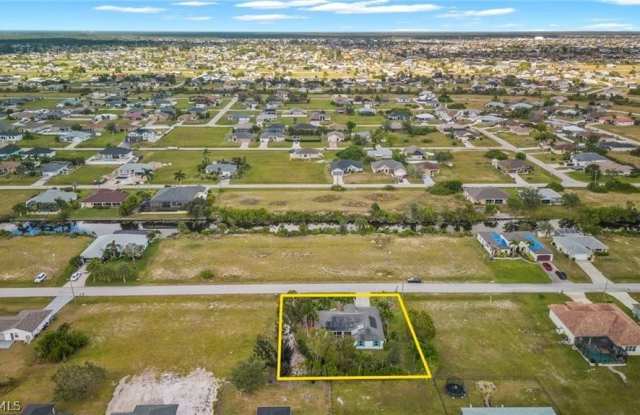 2038 NW 3rd Terrace