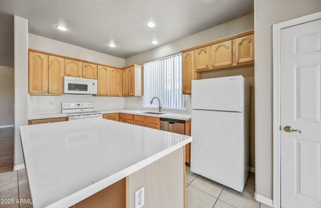 14486 W CLARENDON Avenue