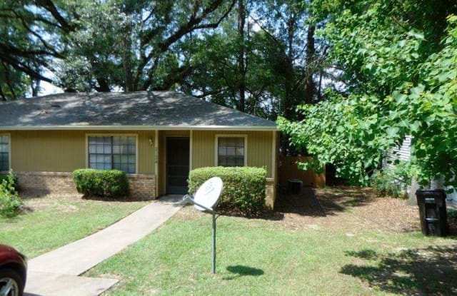 2124 Corinne - 2124 Corinne Street, Tallahassee, FL 32308