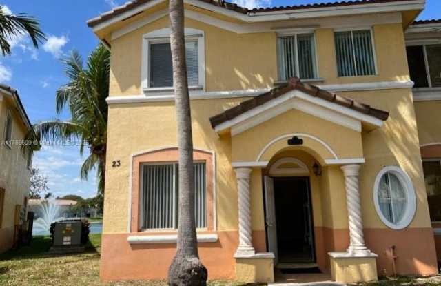 Photo of 2712 SE 15th Pl