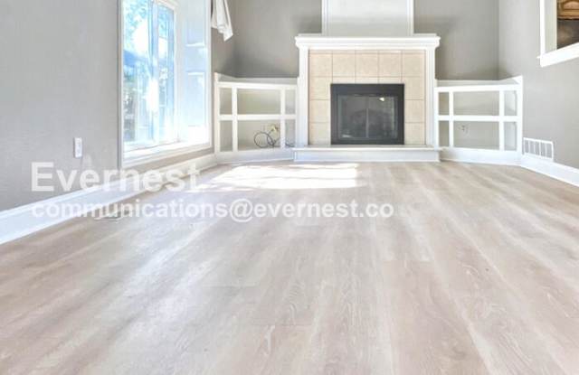 309 Southwest Richwood Lane