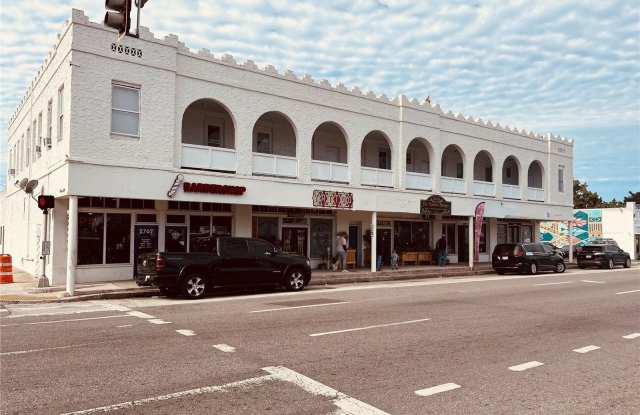 Photo of 2702 N FLORIDA AVENUE