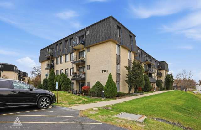 Photo of 7301 Willow Springs Road