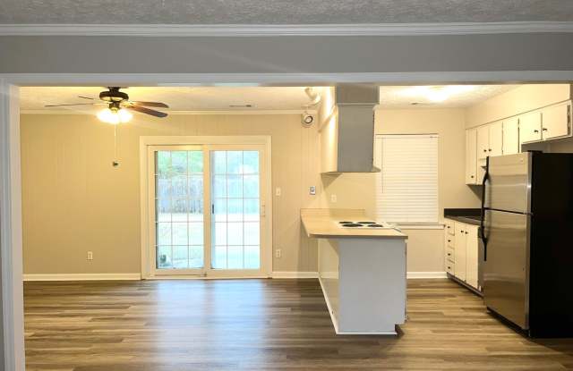 Wilmington Island- 3 Bedroom Home