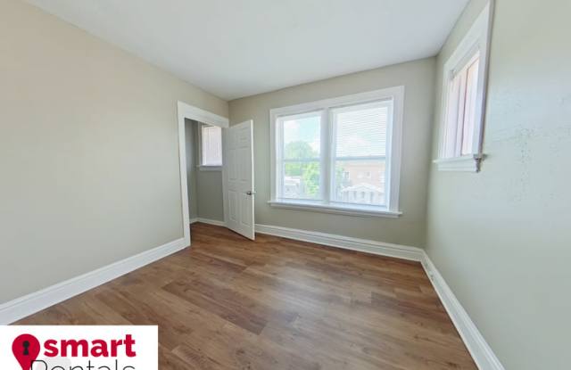 3720 Winnebago Street - 2F