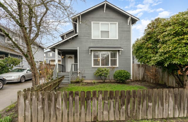 1717 26th Ave S - 1717 26th Avenue South, Seattle, WA 98144