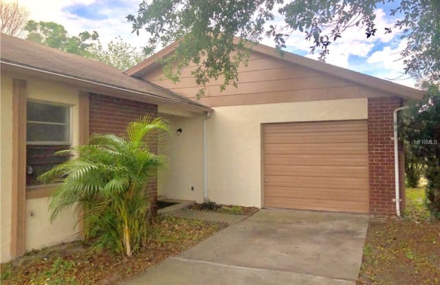 109 ALDERWOOD DRIVE - 109 Alderwood Drive, Buenaventura Lakes, FL 34743