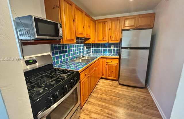 2201 Brickell Ave