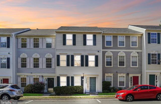 Photo of 22989 WHITEHALL Terrace