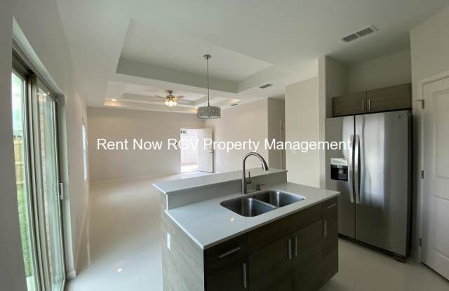 5700 Nightingale Ave