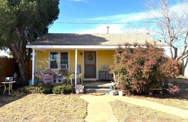 Photo of 1208 W Michigan Ave