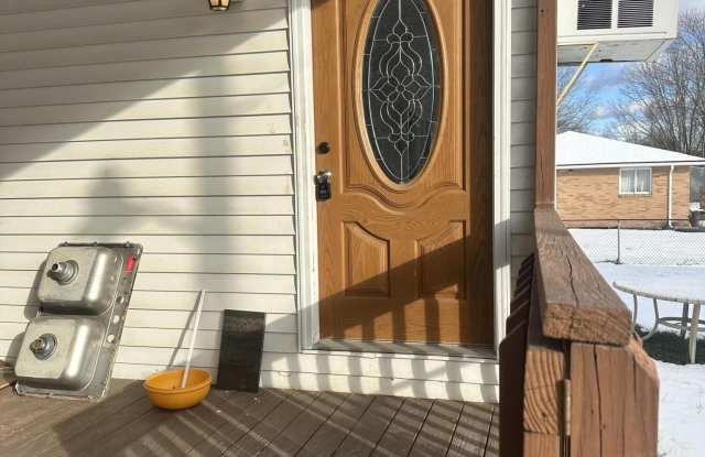 124 Greenview Drive unit: 1