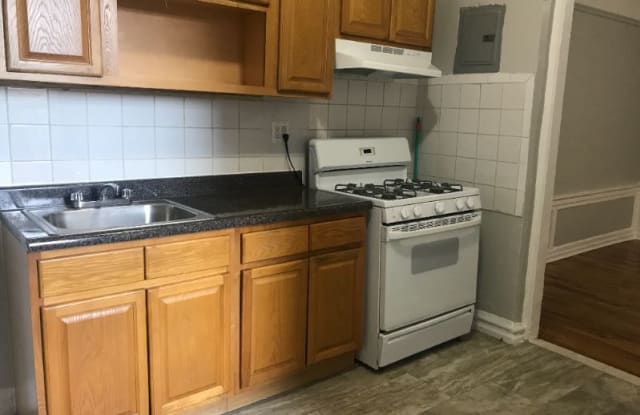 5002 Snyder Avenue 1b - 5002 Snyder Avenue, Brooklyn, NY 11203