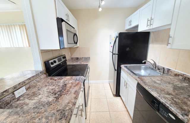 Photo of 2 Crossings Circle, #G