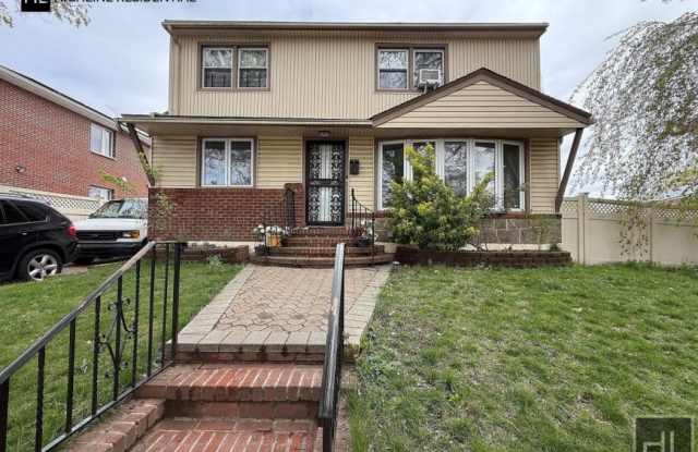 17-17 FRANCIS LEWIS BLVD