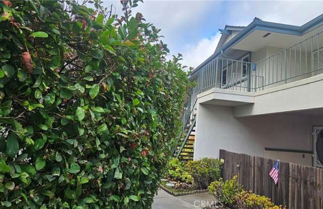 Photo of 22627 Nadine