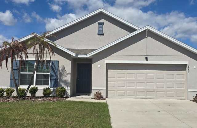 8557 TRIUMPH CIRCLE
