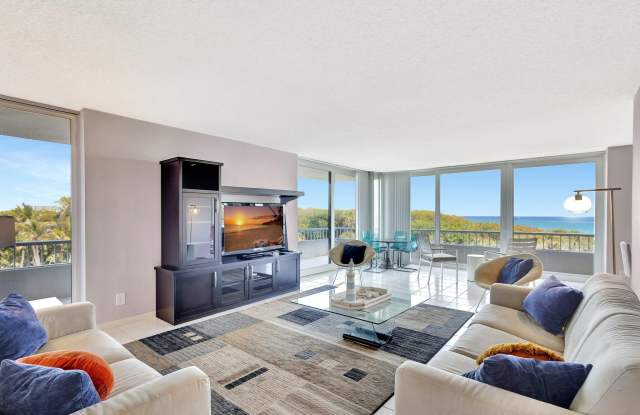 Photo of 5550 N Ocean Drive