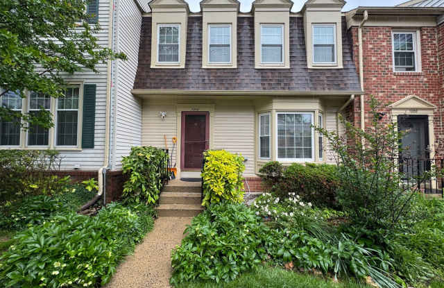 Photo of Well-Maintained 3 Bed 3.5 Bath Townhome With Fenced Yard In Beautiful Lafayette Village