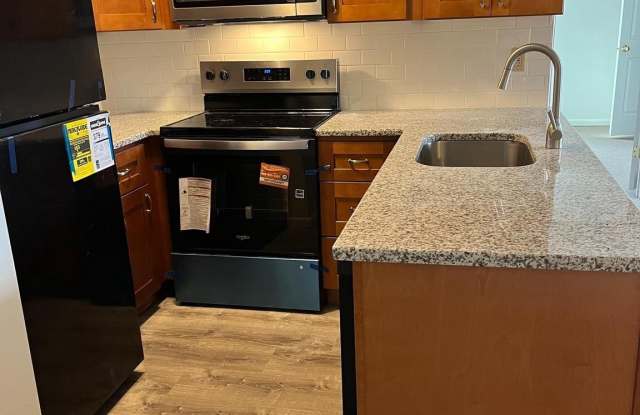 643 MAIN Street unit: C3