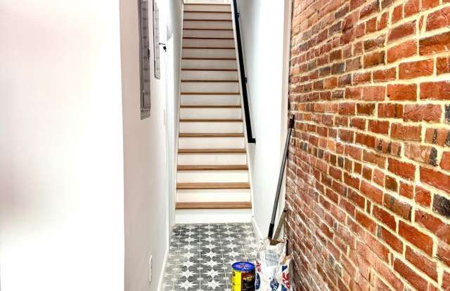 781 S 3RD Street unit: 1