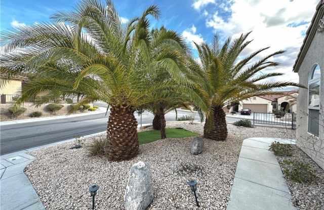 2121 HILLSIDE VALLEY Street