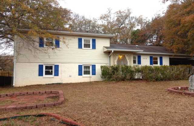 Very Close to Robins Air Force Base