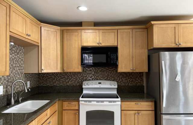 619 East Olive Avenue - J