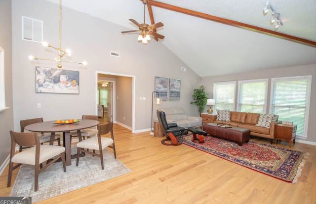 103 Burnham Rise