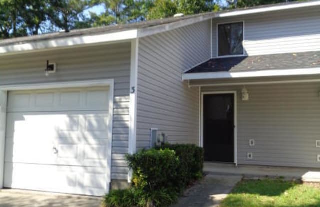 3 Onsville Place - 3 S Onsville Pl, Jacksonville, NC 28546