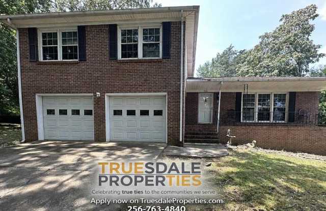 Photo of Spacious Brick split-level home