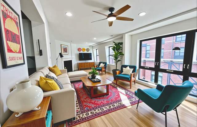 Photo of 1661 Washington Street