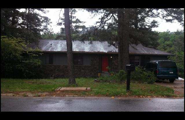 10963 Bainbridge