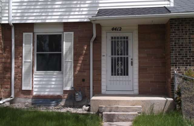 Photo of 4412 E 13th St