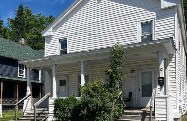 10 Columbia Street