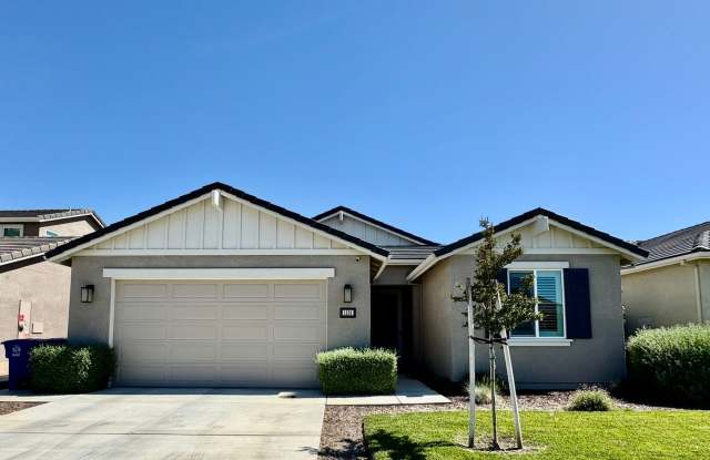 Beautiful Single Story, Newly Built 4 Bedroom, 2 Bath Home with SOLAR