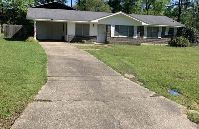 1425 Kenwood - 1425 Kenwood Drive, Ruston, LA 71270