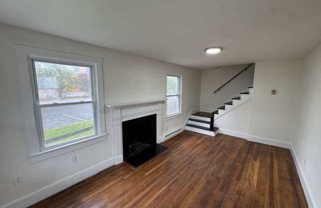 Photo of 325 North Lawrence Street